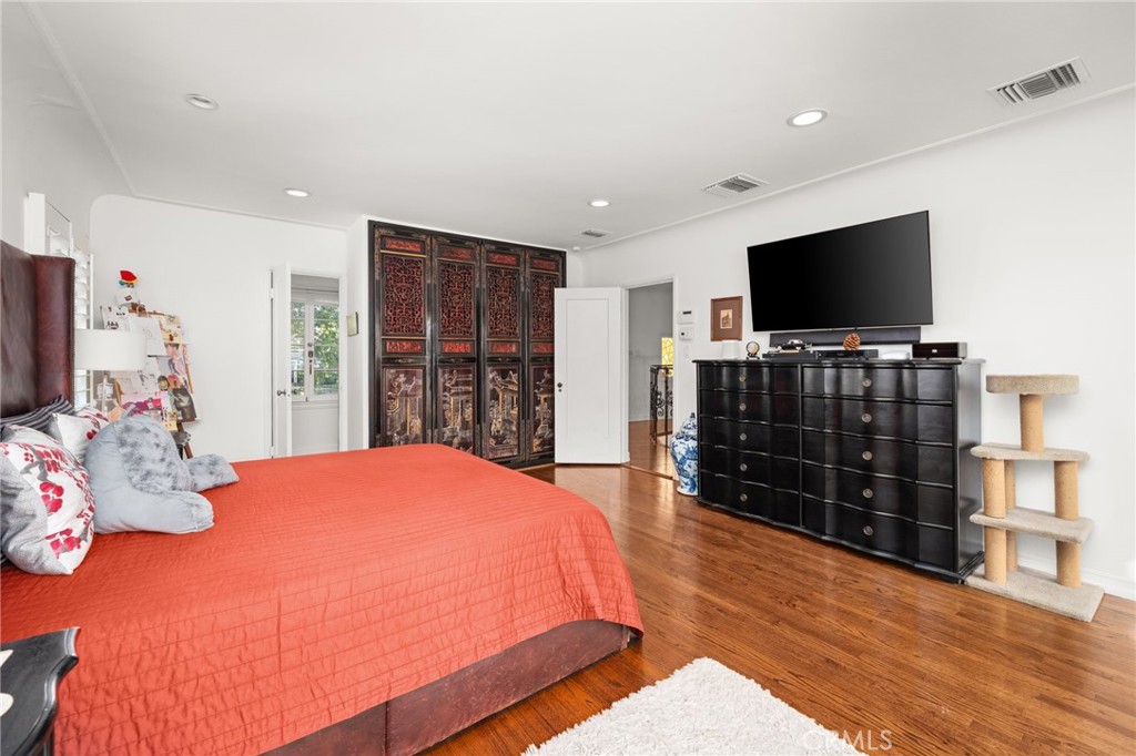 2775 Motor Avenue Los Angeles, CA 90064 - Photo 30 of 55