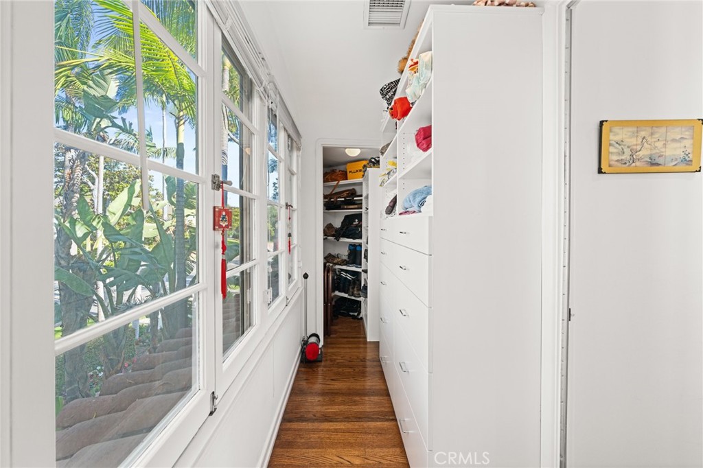 2775 Motor Avenue Los Angeles, CA 90064 - Photo 31 of 55