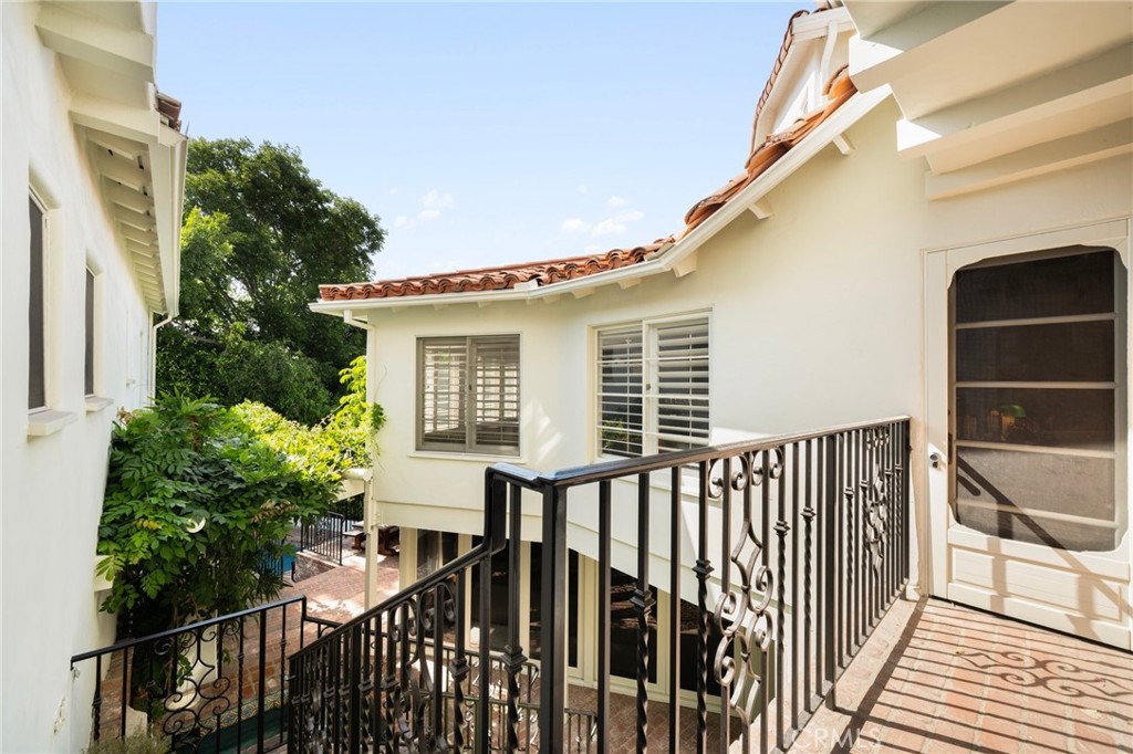 2775 Motor Avenue Los Angeles, CA 90064 - Photo 38 of 55