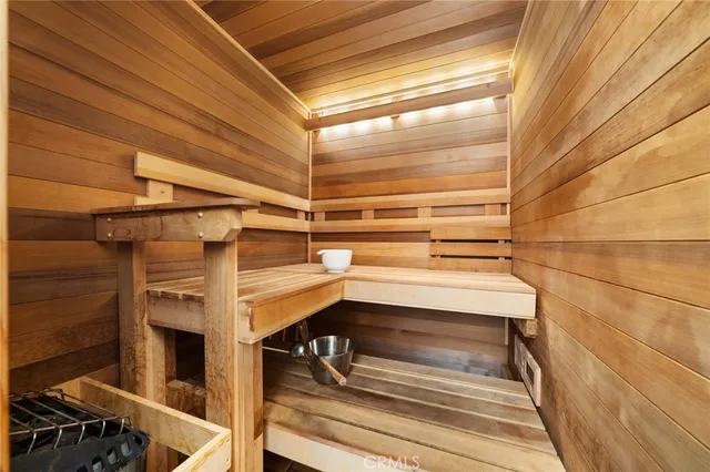 $4,974,999 | 2775 Motor Avenue, Los Angeles, CA 90064