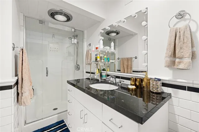 $4,974,999 | 2775 Motor Avenue, Los Angeles, CA 90064