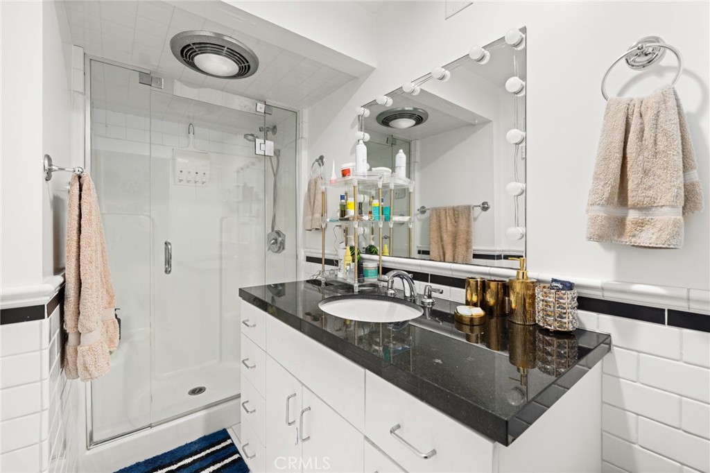 2775 Motor Avenue Los Angeles, CA 90064 - Photo 46 of 55