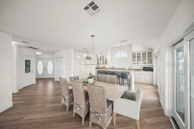 527 56th Street Holmes Beach, FL 34217 - Photo 17 of 61