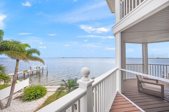 527 56th Street Holmes Beach, FL 34217 - Photo 32 of 61