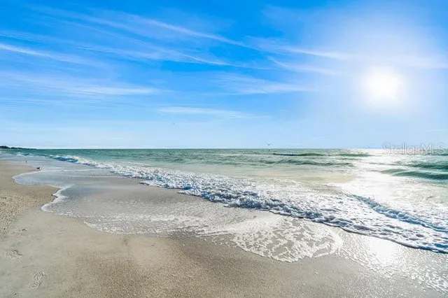 $8,950 | 527 56th Street, Holmes Beach, FL 34217