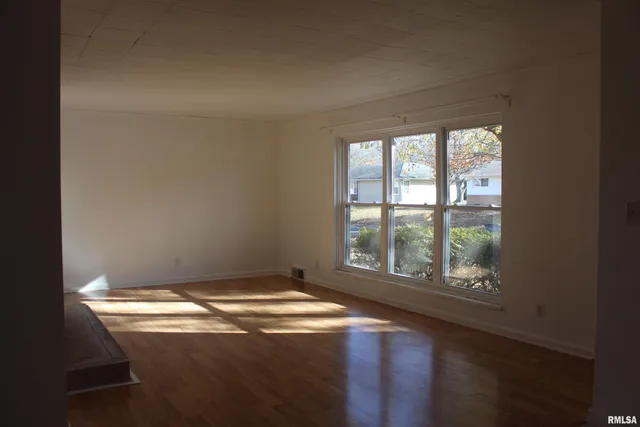 $160,000 | 8 Northbrook Drive, Mount Vernon, IL 62864