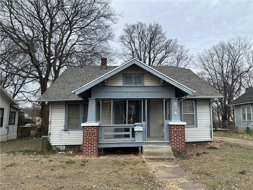 824 East Main Street Independence, KS 67301 - Photo 2 of 12