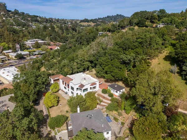$2,795,000 | 88 Lincoln Park, San Anselmo, CA 94960