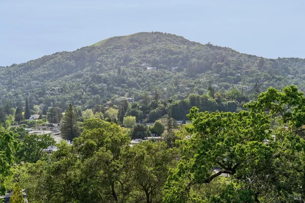 $2,795,000 | 88 Lincoln Park, San Anselmo, CA 94960