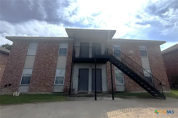 $1,295 | 409 Creek Street, Unit B, Copperas Cove, TX 76522