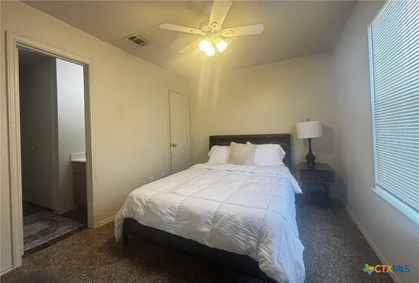 $1,000 | 409 Creek Street, Unit B, Copperas Cove, TX 76522