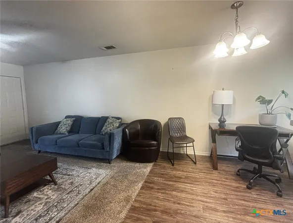 $1,000 | 409 Creek Street, Unit B, Copperas Cove, TX 76522