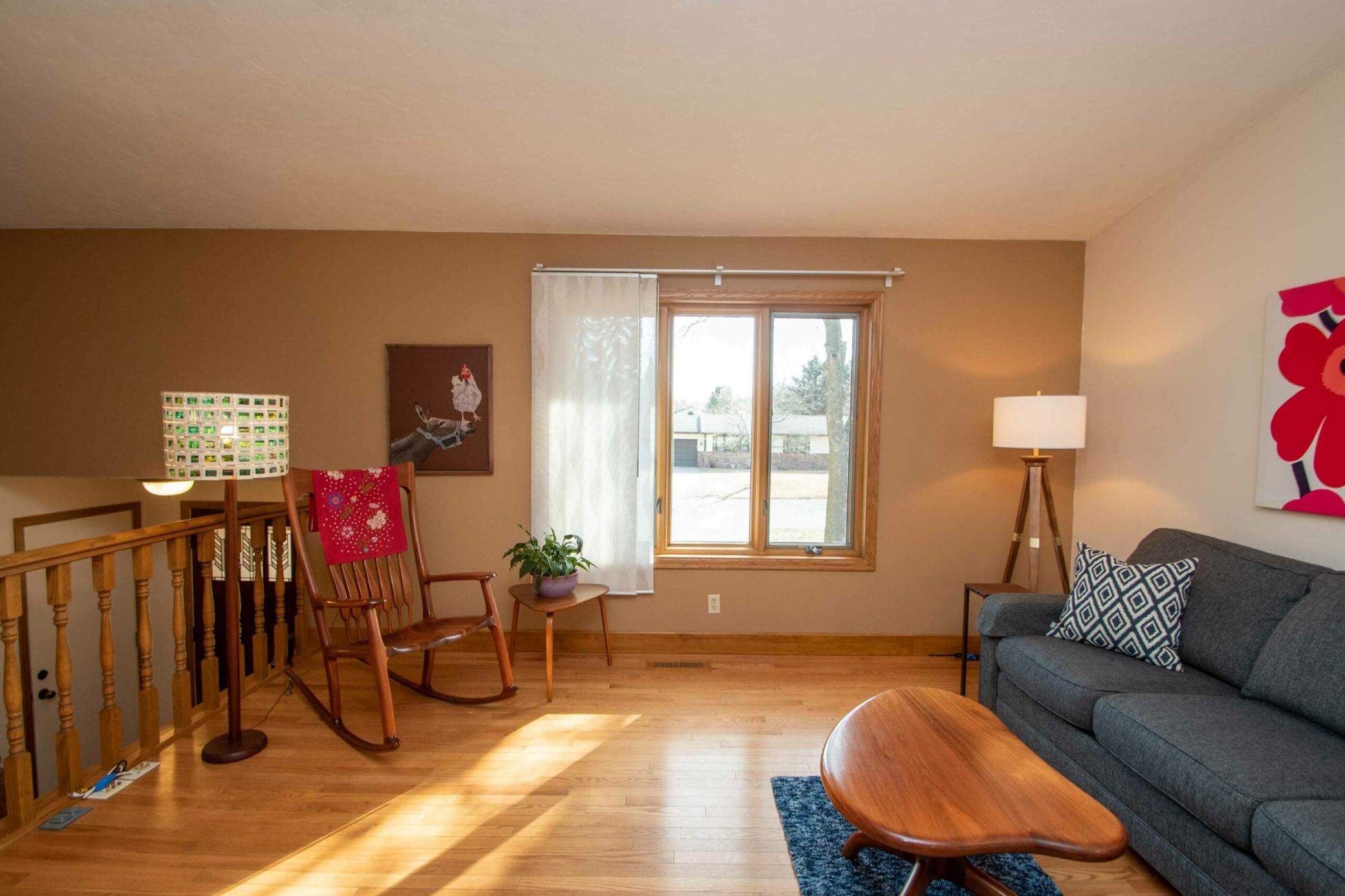 4675 Beacon Hill Road Eagan, MN 55122 - Photo 11 of 38 Gallery Image 11
