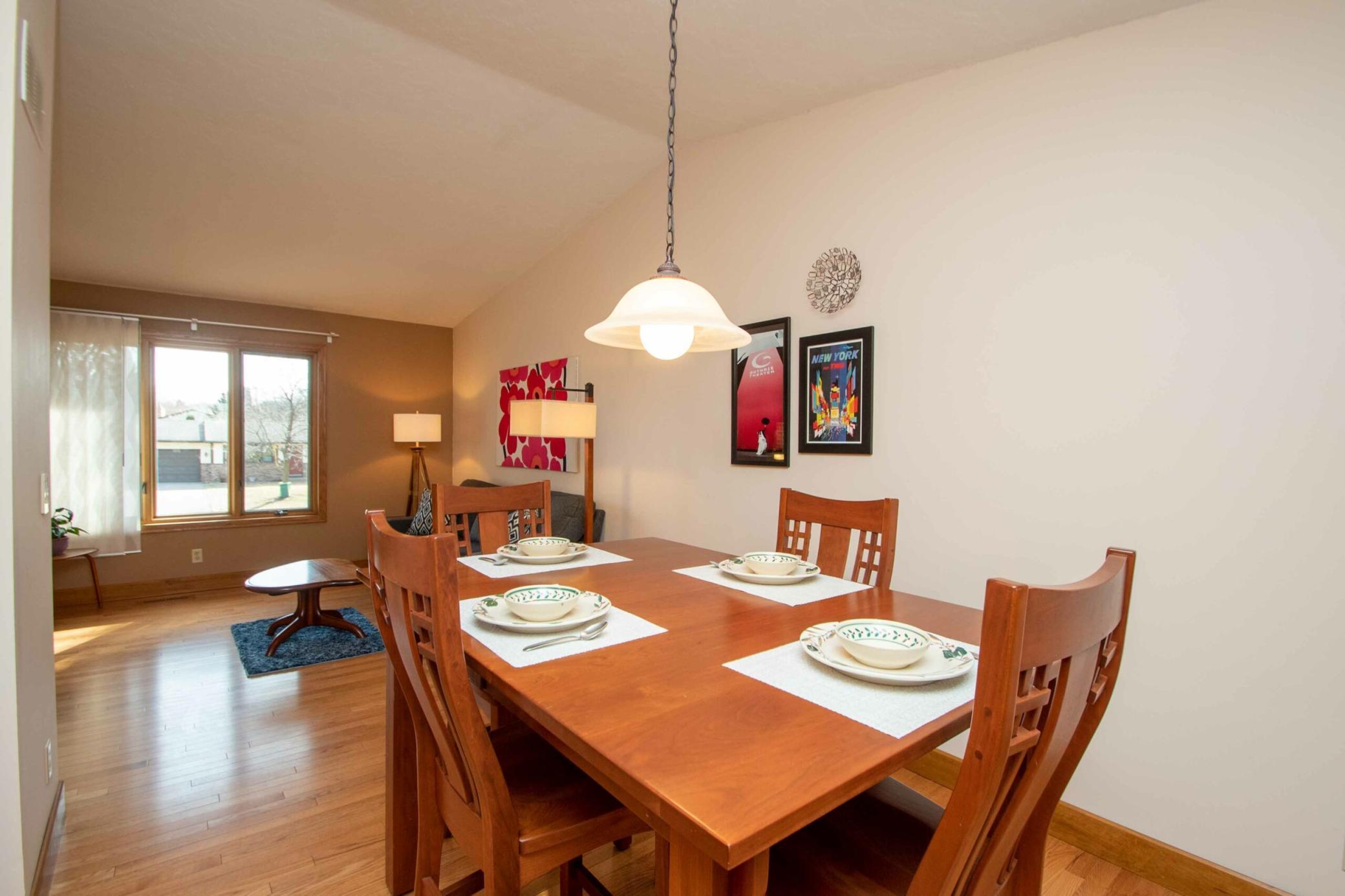 4675 Beacon Hill Road Eagan, MN 55122 - Photo 12 of 38 Gallery Image 12