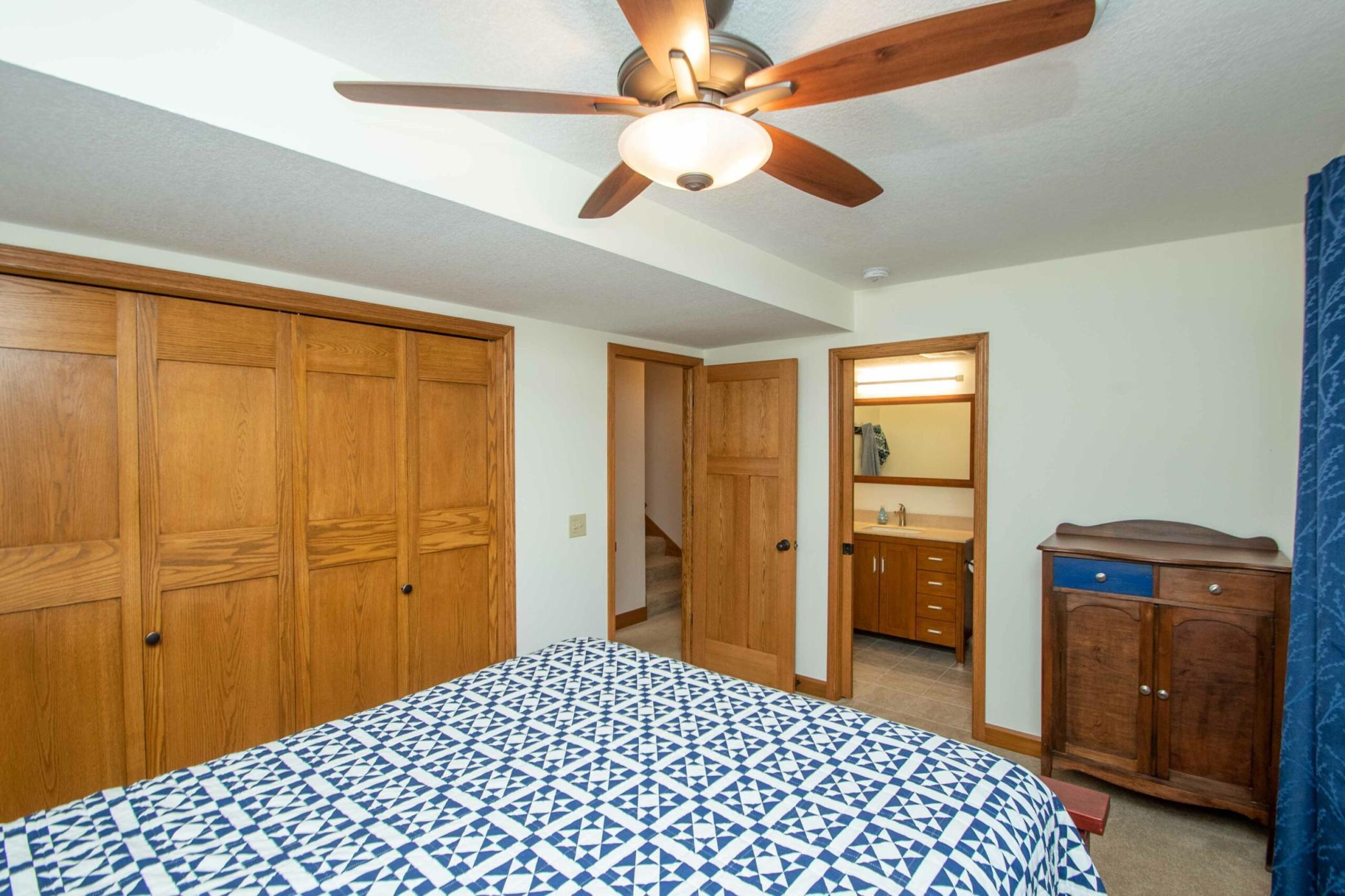 4675 Beacon Hill Road Eagan, MN 55122 - Photo 34 of 38 Gallery Image 34