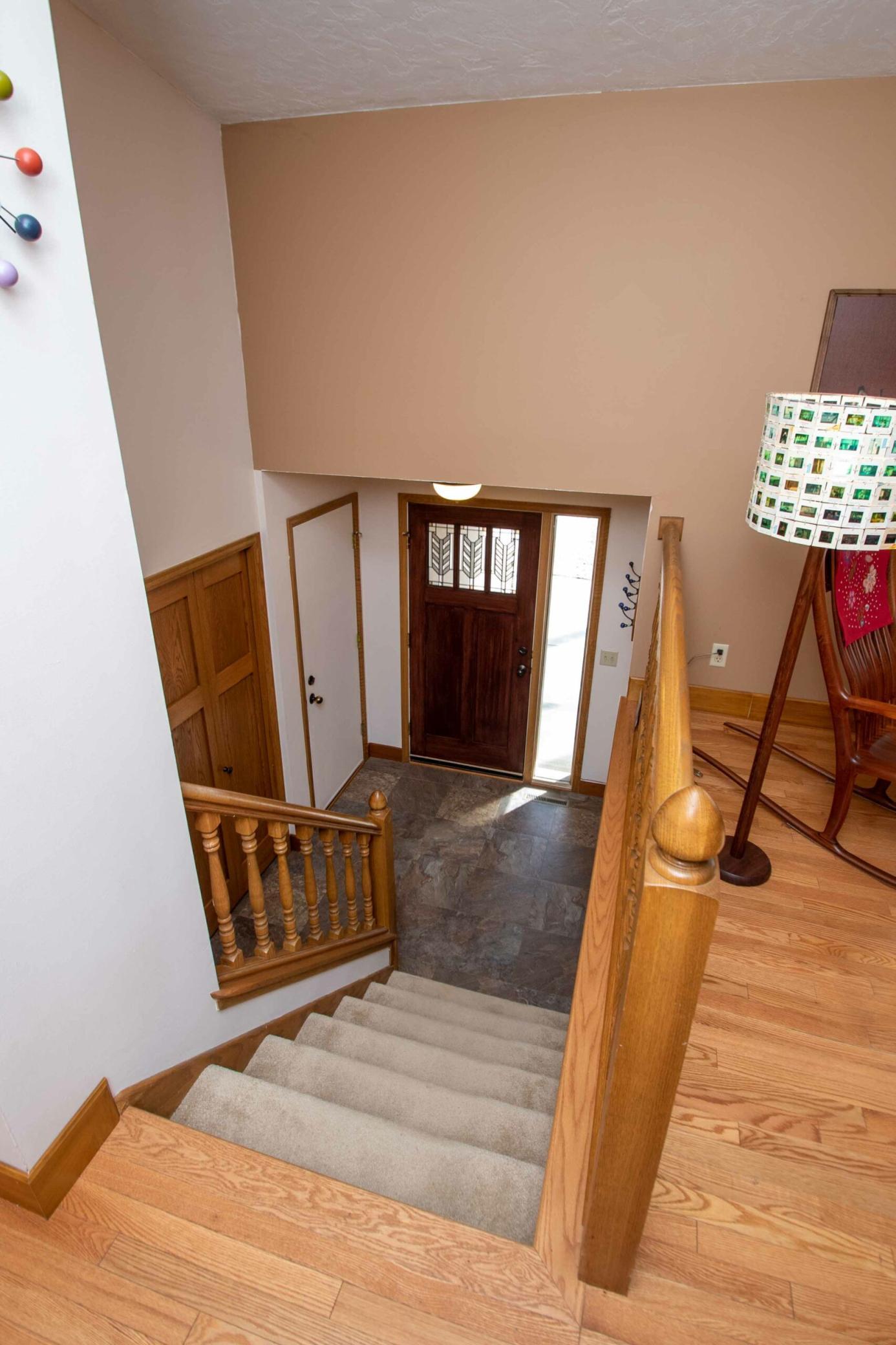 4675 Beacon Hill Road Eagan, MN 55122 - Photo 8 of 38 Gallery Image 8