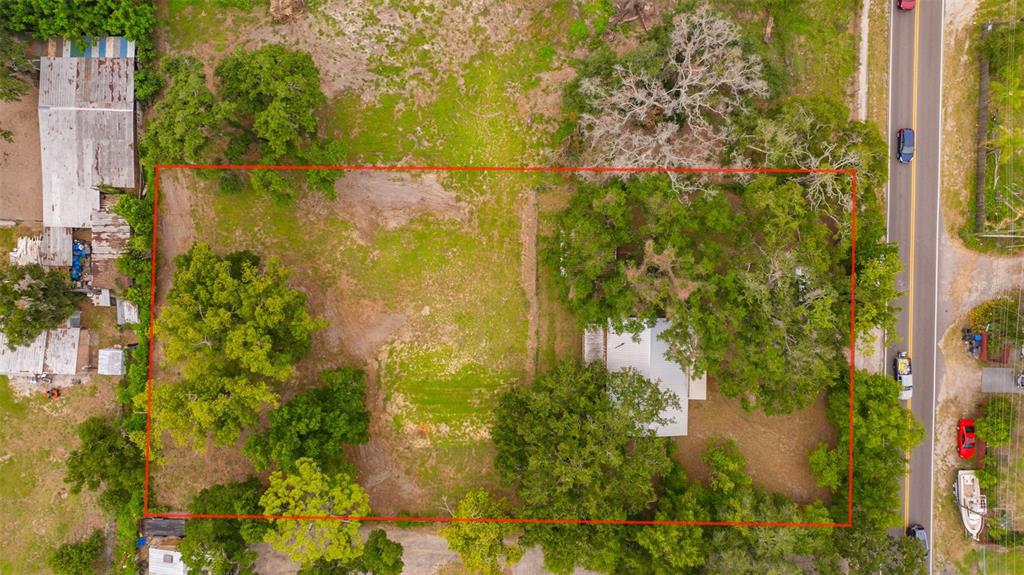 308 South Kingsway Road Seffner, FL 33584 - Photo 3 of 31