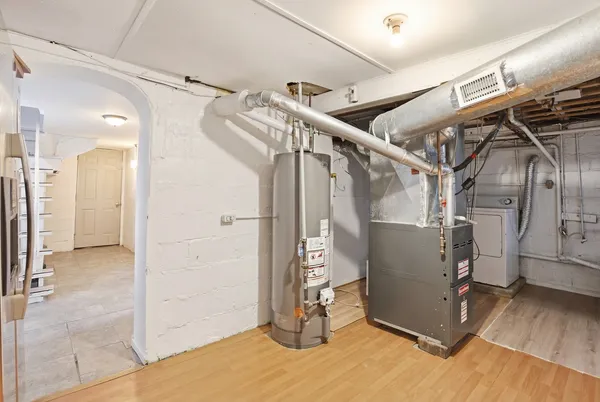 $275,000 | 1034 Talma Street, Aurora, IL 60505