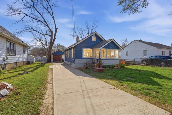 $275,000 | 1034 Talma Street, Aurora, IL 60505