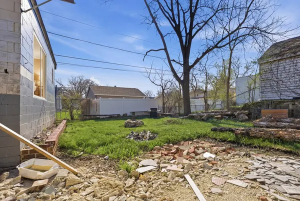 $275,000 | 1034 Talma Street, Aurora, IL 60505