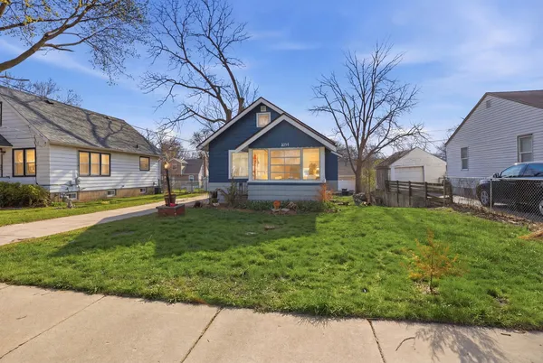 $275,000 | 1034 Talma Street, Aurora, IL 60505