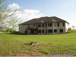 525 Fraase Road New Berlin, IL 62670 - Photo 3 of 9 Gallery Image 3