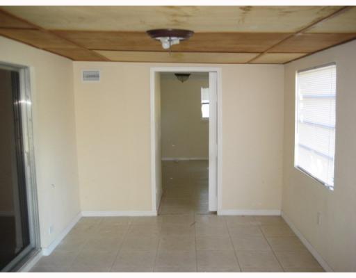 23279 Southwest 61st Avenue Boca Raton, FL 33428 - Photo 9 of 15 Additional Photo