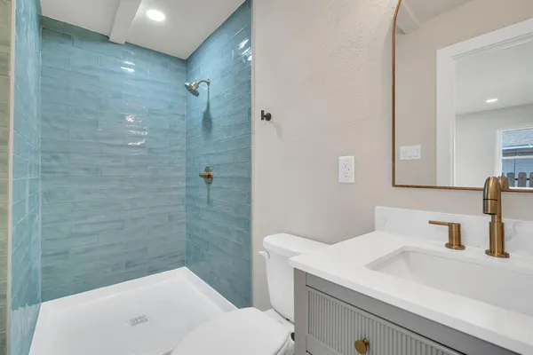 $325,000 | 203 West Avenue K, Midlothian, TX 76065