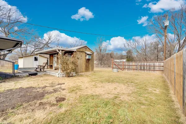 $325,000 | 203 West Avenue K, Midlothian, TX 76065