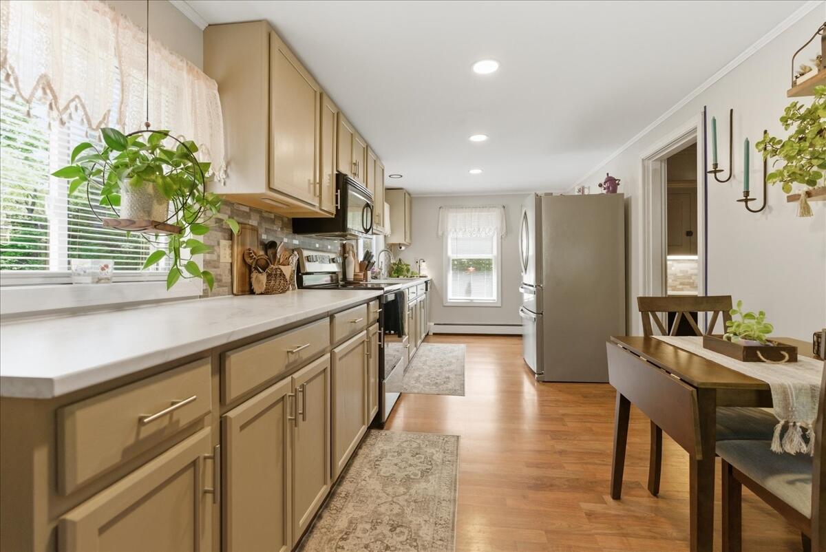 180 Bremen Road Waldoboro, ME 04572 - Photo 14 of 62 16-DSC02911