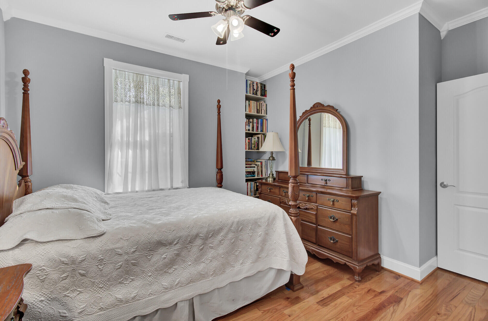 1640 Wire Road Dorchester, SC 29437 - Photo 37 of 85 With Built-In Bookshelves