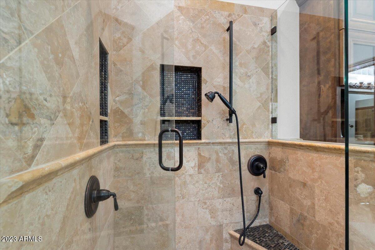 8100 East Camelback Road, Unit 101 Scottsdale, AZ 85251 - Photo 25 of 43 25-Primary Bathroom