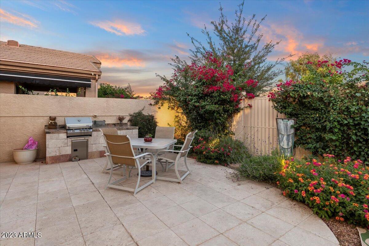 8100 East Camelback Road, Unit 101 Scottsdale, AZ 85251 - Photo 41 of 43 41-Backyard
