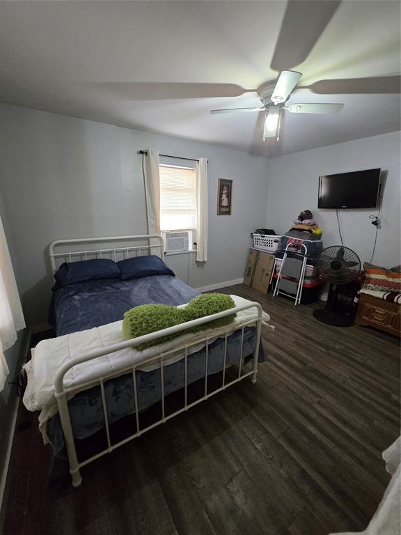 506 West 2nd Street Cisco, TX 76437 - Photo 12 of 22