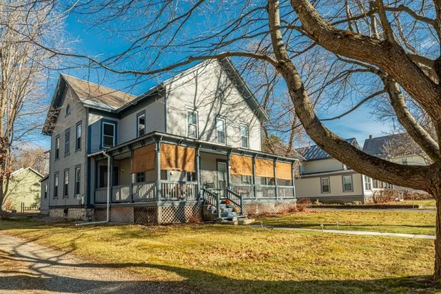 $670,000 | 105 Elm Street, Manchester, VT 05255