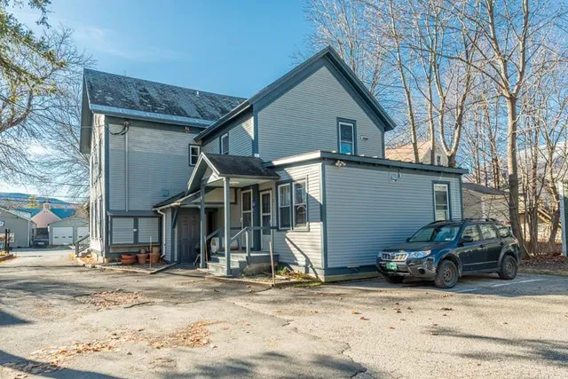 $670,000 | 105 Elm Street, Manchester, VT 05255