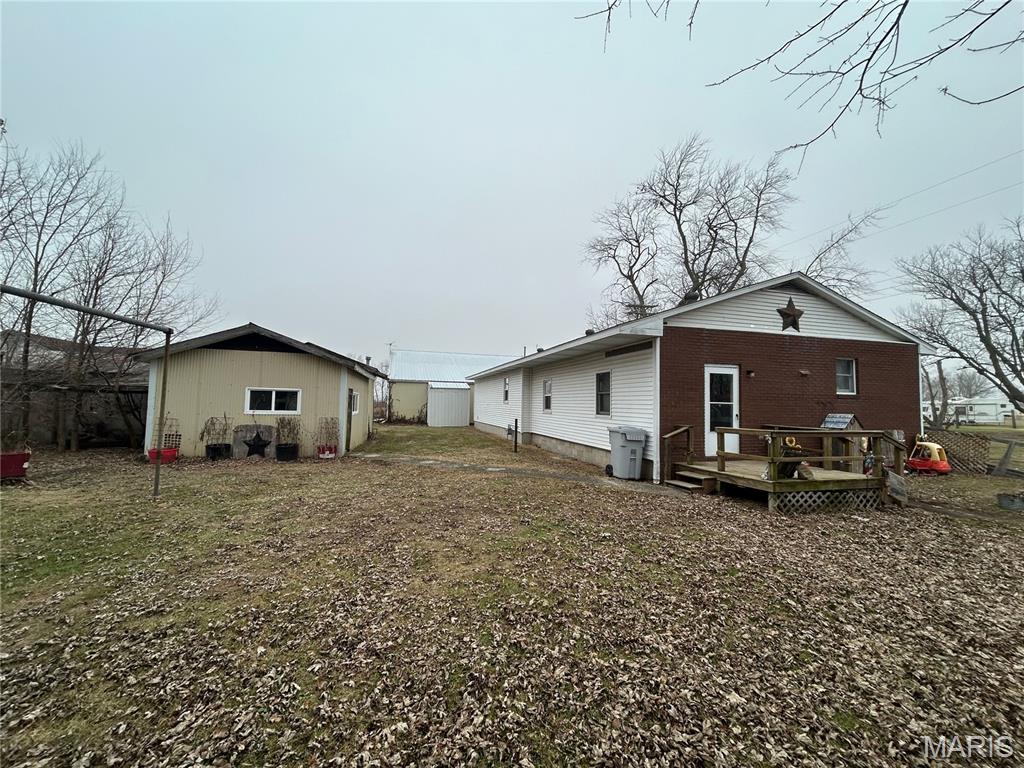 520 Eleventh Street Carrollton, IL 62016 - Photo 3 of 17