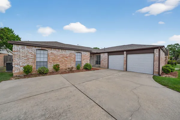 $259,990 | 18418 Bent Elm Drive, Spring, TX 77388