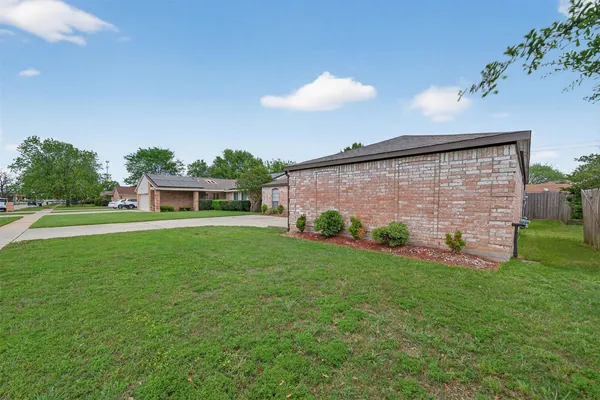 $259,990 | 18418 Bent Elm Drive, Spring, TX 77388