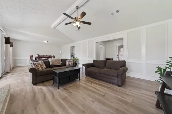 $259,990 | 18418 Bent Elm Drive, Spring, TX 77388