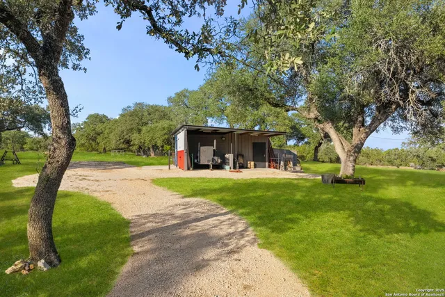 $1,580,000 | 22050 Hanging Oak, San Antonio, TX 78266