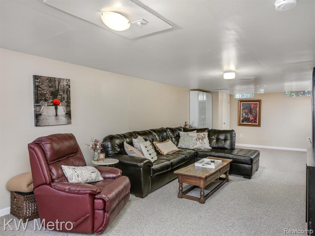 481 Sheldon Road Plymouth, MI 48170 - Photo 19 of 24