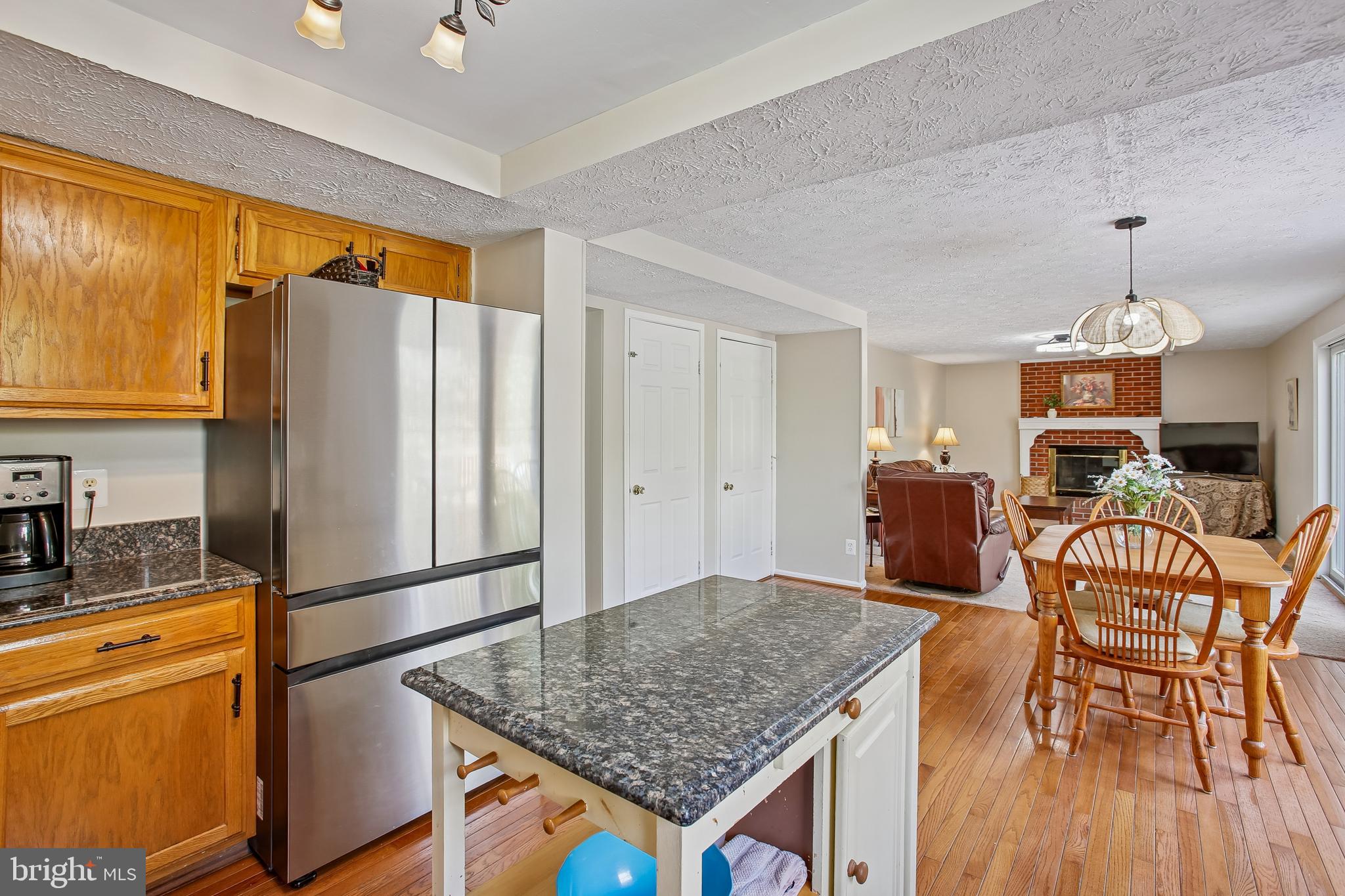 4566 Rincon Place Dumfries, VA 22025 - Photo 11 of 39 Newer stainless steel appliances