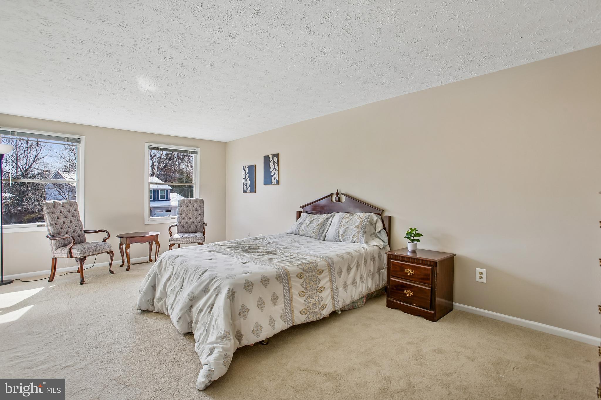 4566 Rincon Place Dumfries, VA 22025 - Photo 16 of 39 Spacious primary bedroom suite