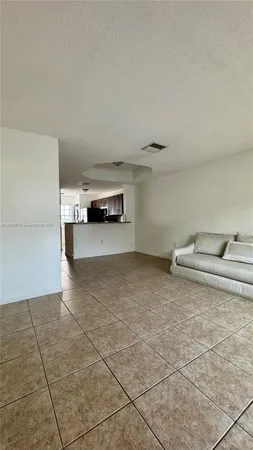 $2,600 | 12124 Southwest 143rd Lane, Unit 85, Miami, FL 33186