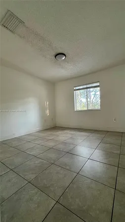 $2,600 | 12124 Southwest 143rd Lane, Unit 85, Miami, FL 33186