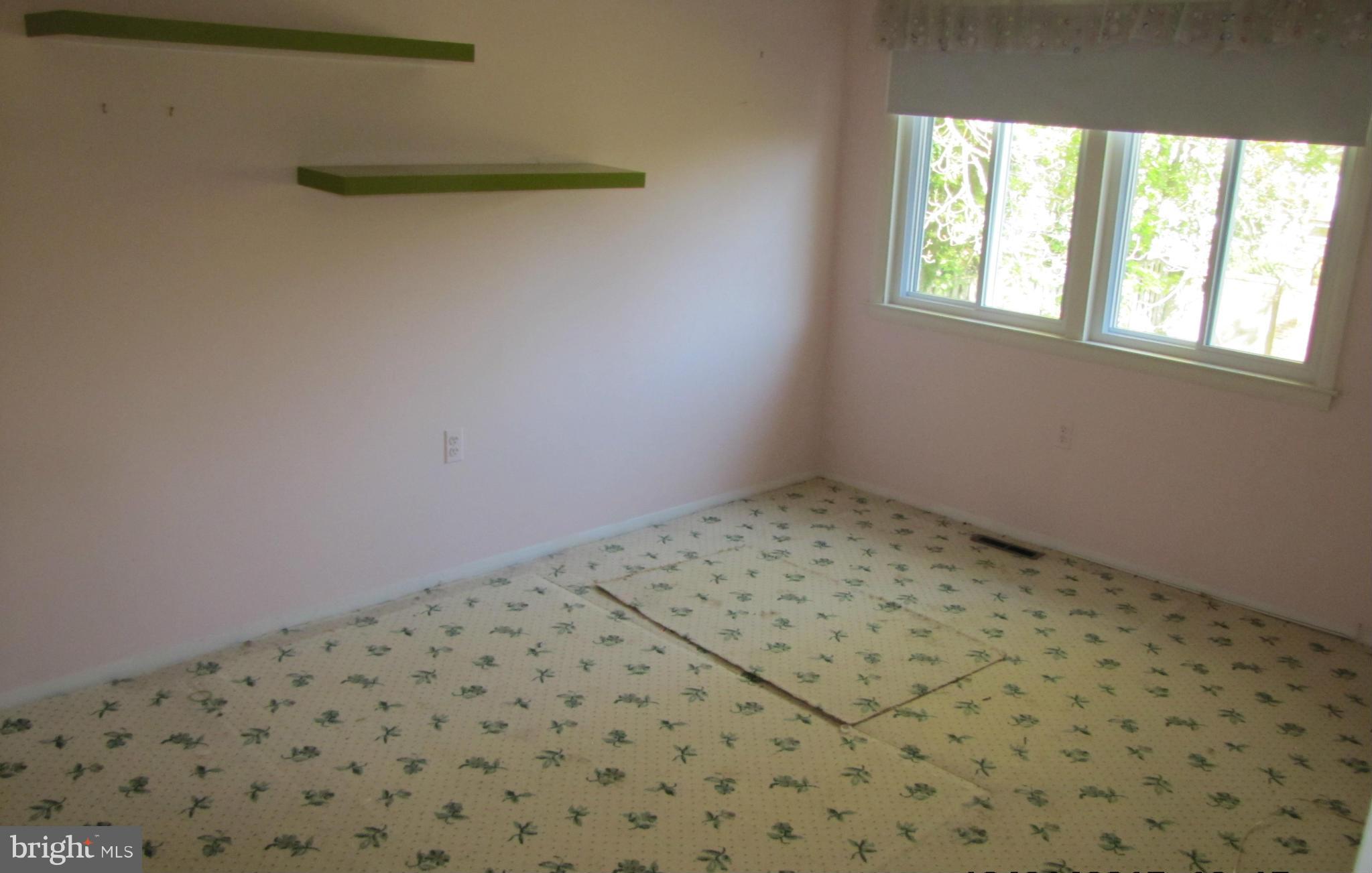 1903 Greenberry Road, Unit 1903 Baltimore, MD 21209 - Photo 5 of 9 Interior (General)