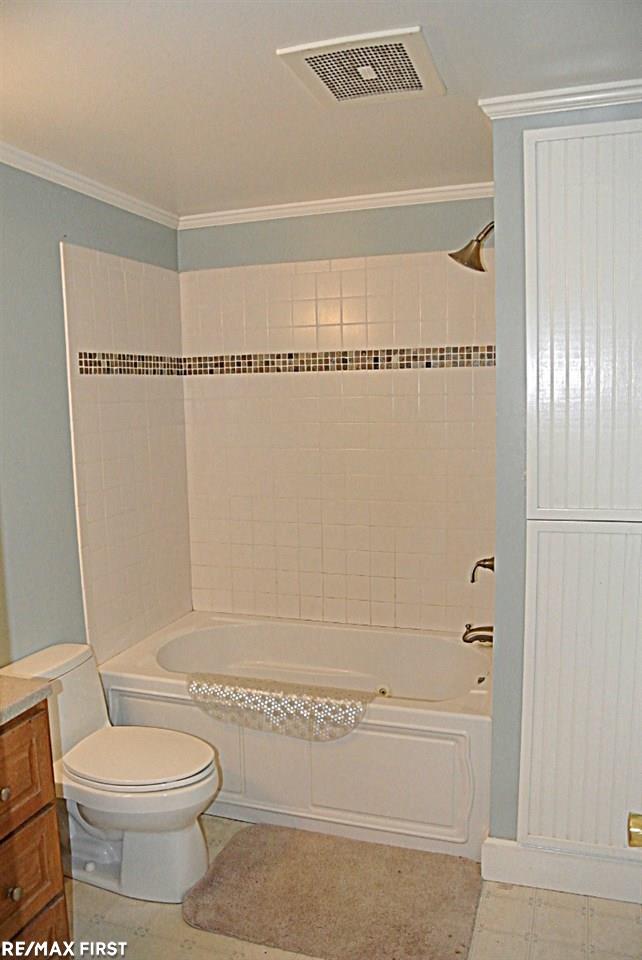 3320 Perryville Road Ortonville, MI 48462 - Photo 10 of 13 31244297-9.JPG