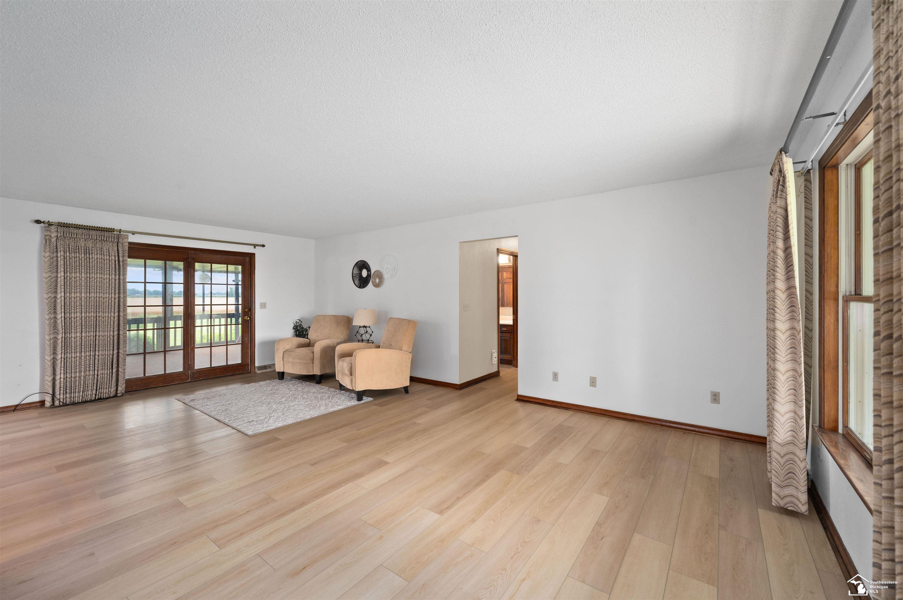 1006 East Temperance Road Temperance, MI 48182 - Photo 8 of 47 Gallery Image 8