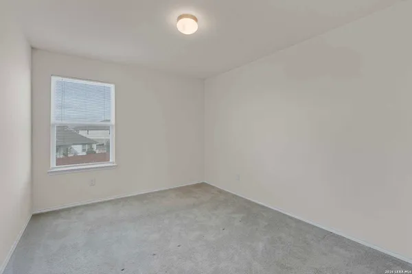 $1,895 | 11239 Long Rider, San Antonio, TX 78254